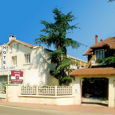 Hotel Le Lyon Bron Exterior photo