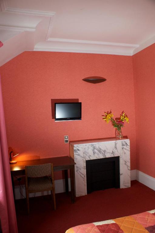 Hotel Le Lyon Bron Room photo